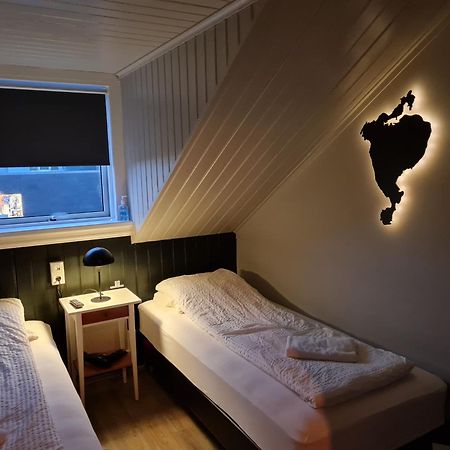 Lava Guesthouse Vestmannaeyjar Zewnętrze zdjęcie
