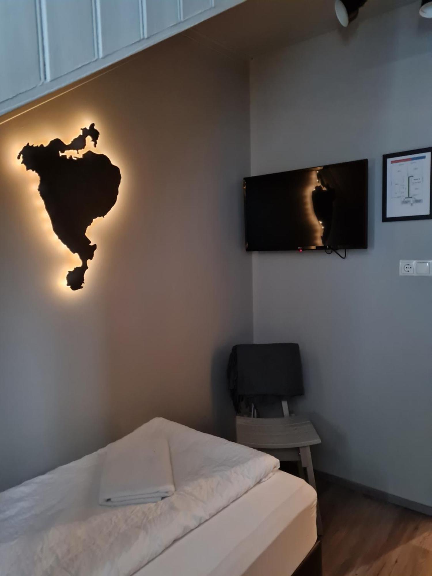 Lava Guesthouse Vestmannaeyjar Zewnętrze zdjęcie